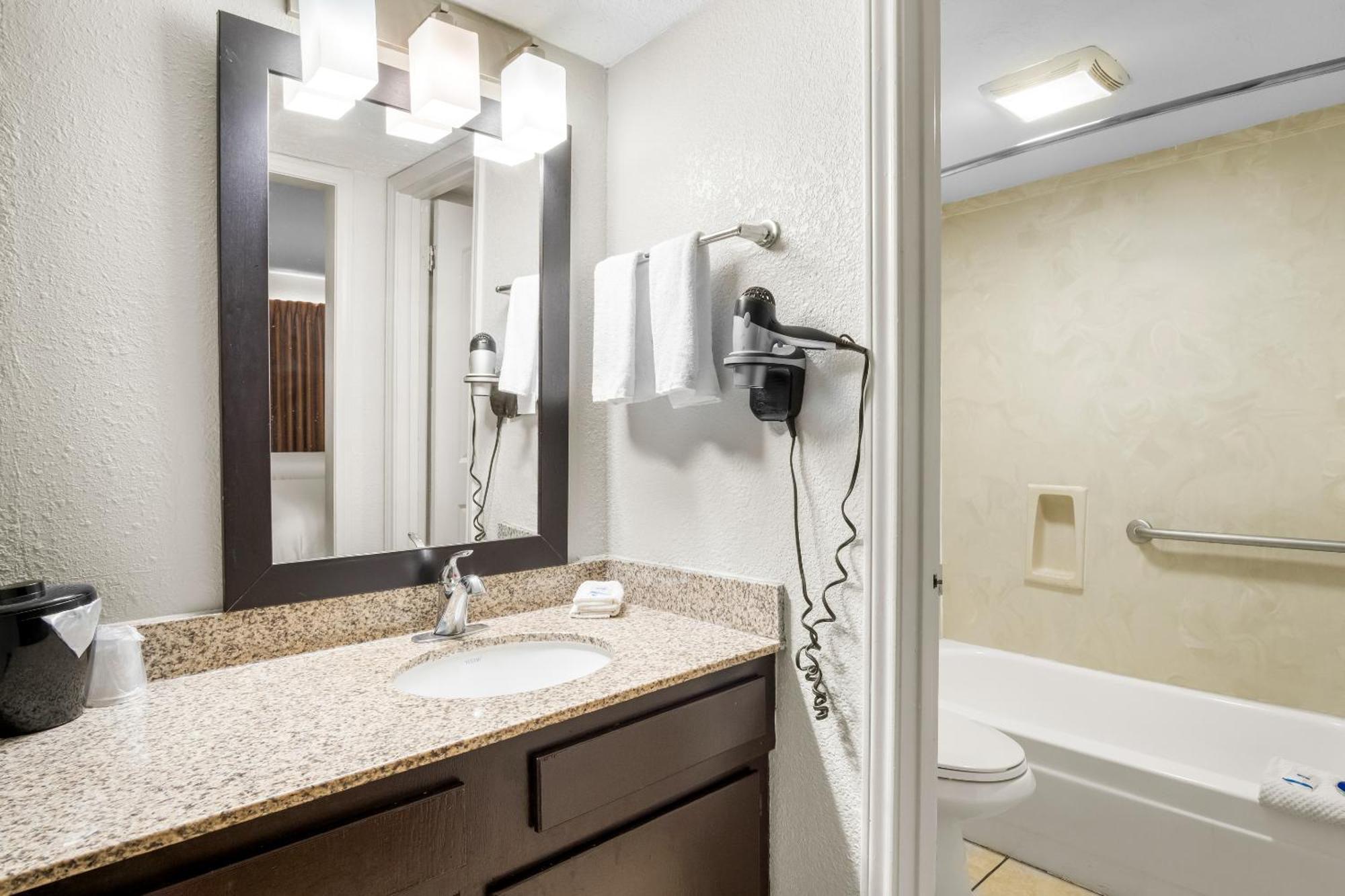 Rodeway Inn Waco Luaran gambar